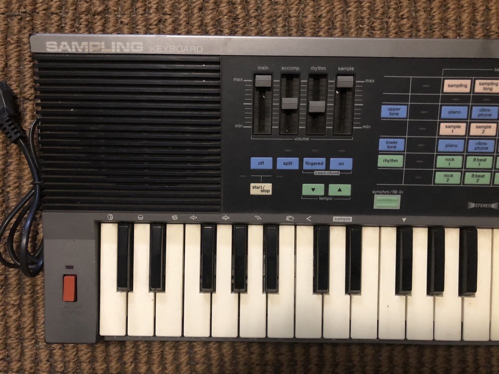 Casio SK-200 Vintage Sampling Keyboard (Rare)