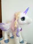 Peluche unicórnio c/ luz, som e movimento