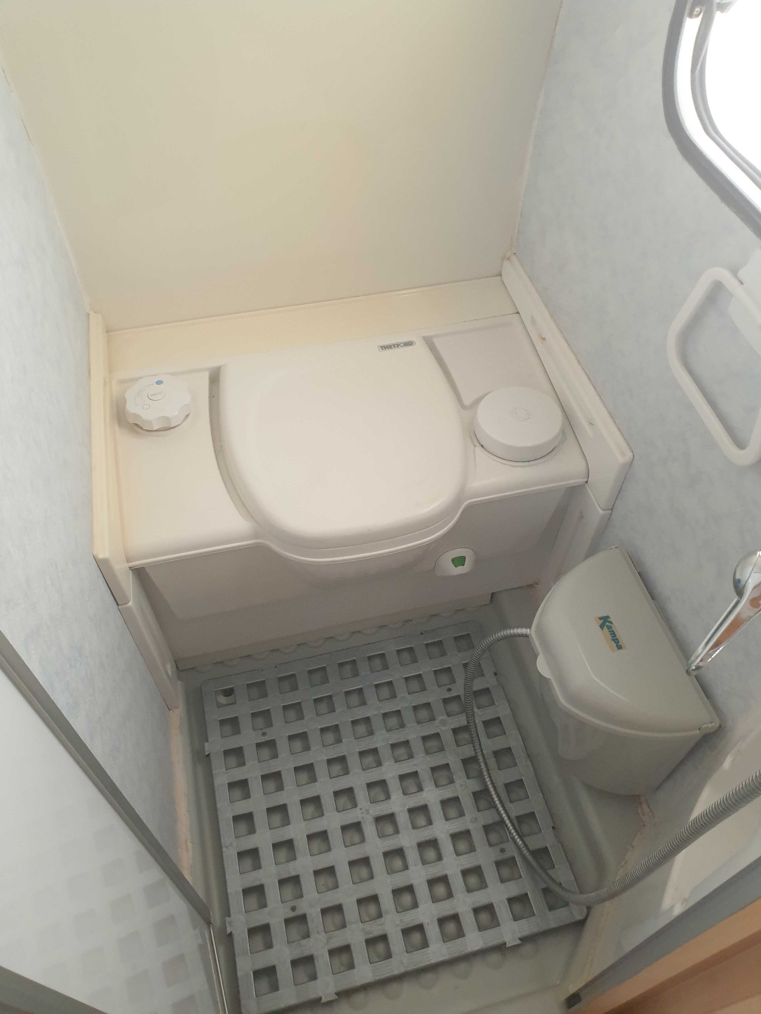 Caravelair antares 400