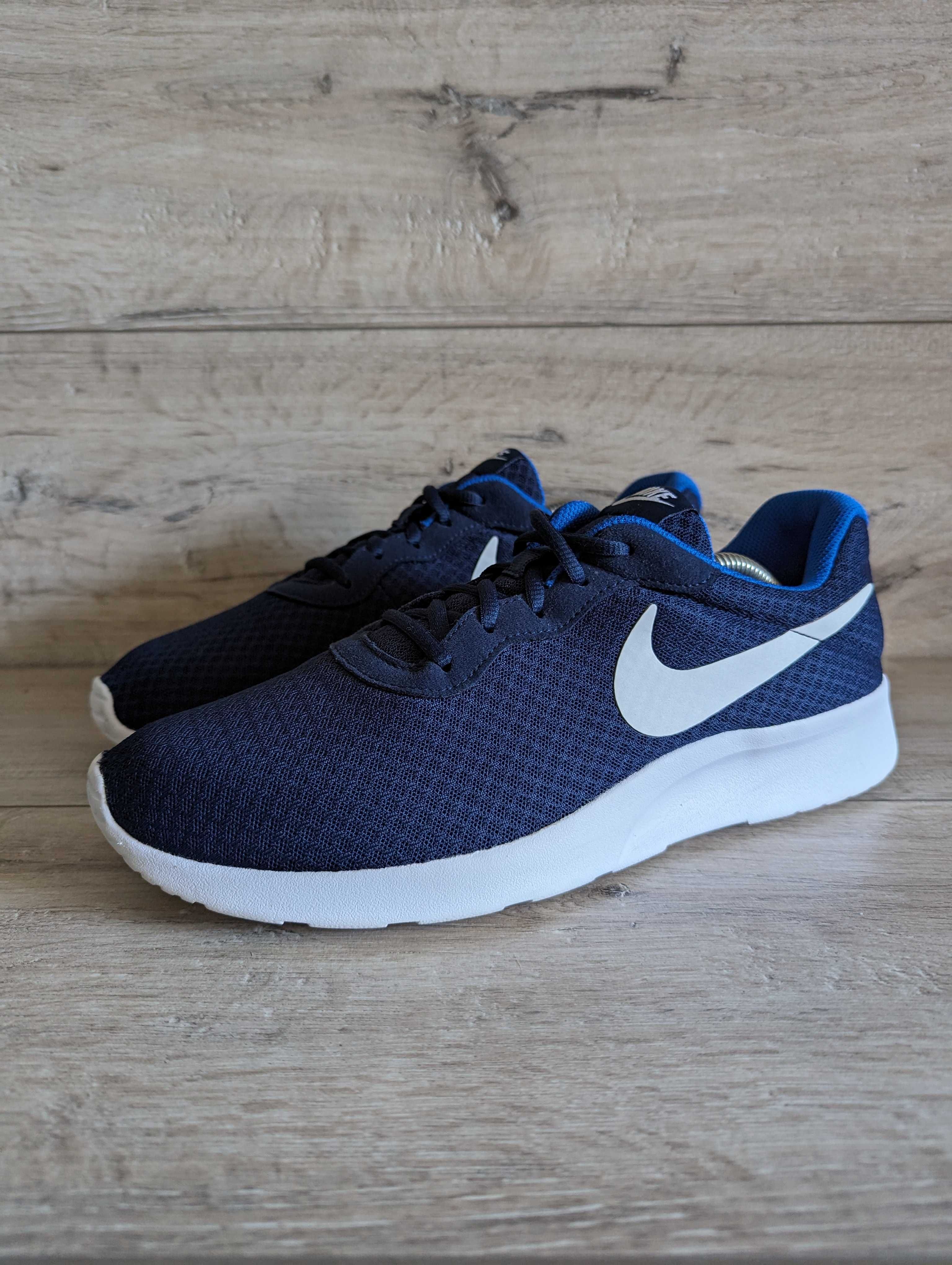 Кроссовки б/у Найк Nike Tanjun 45 р 29 см