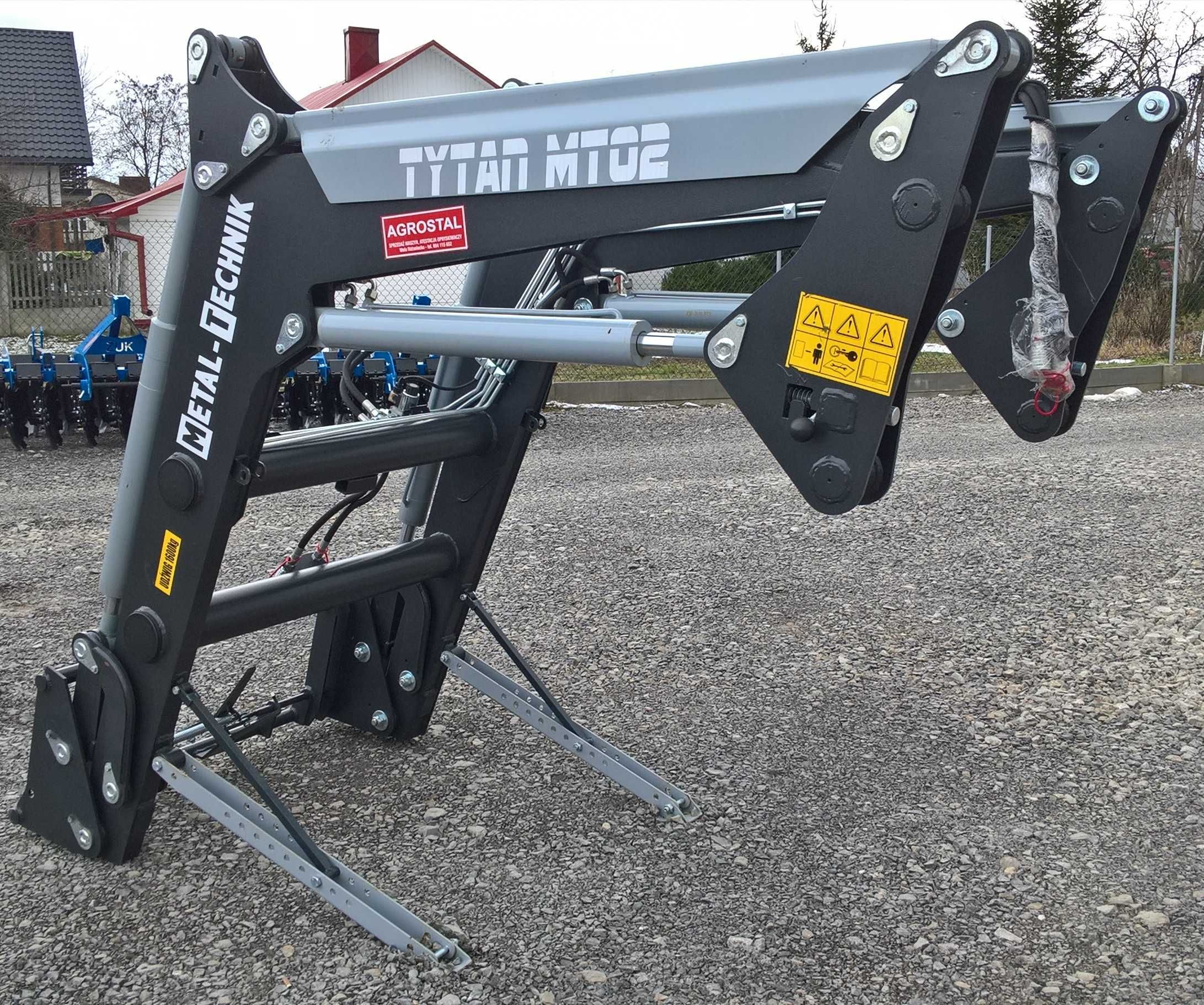 Ładowacz czołowy Metal-Technik MT-02 1600 MF 3075