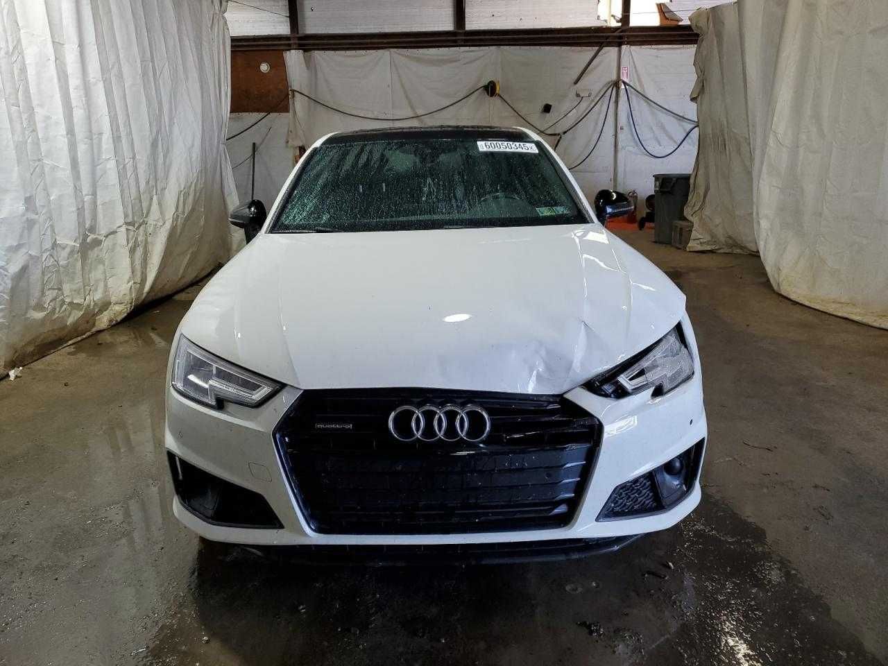 Audi a4b9 з америки
