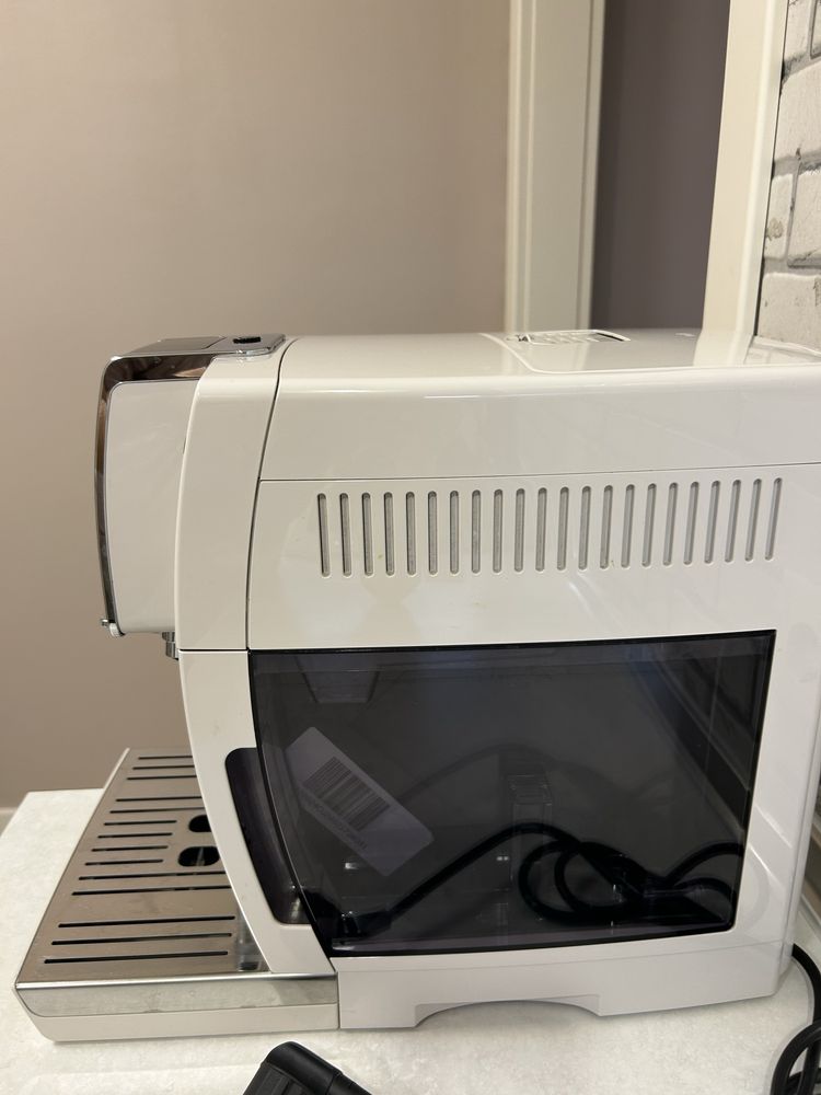 Delonghi DiNAMIKA кавомашина