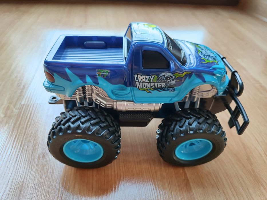 Samochód zdalnie sterowany crazy monster truck Dickie Toys