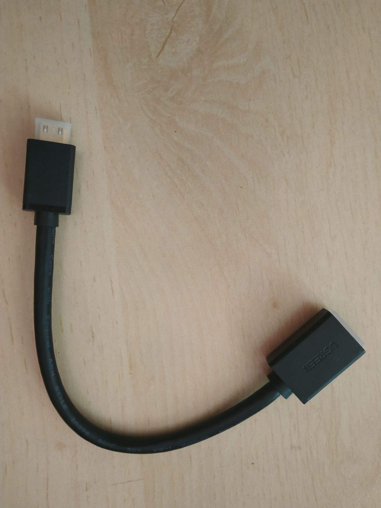 Кабелі HDMI для монітору, роутеру