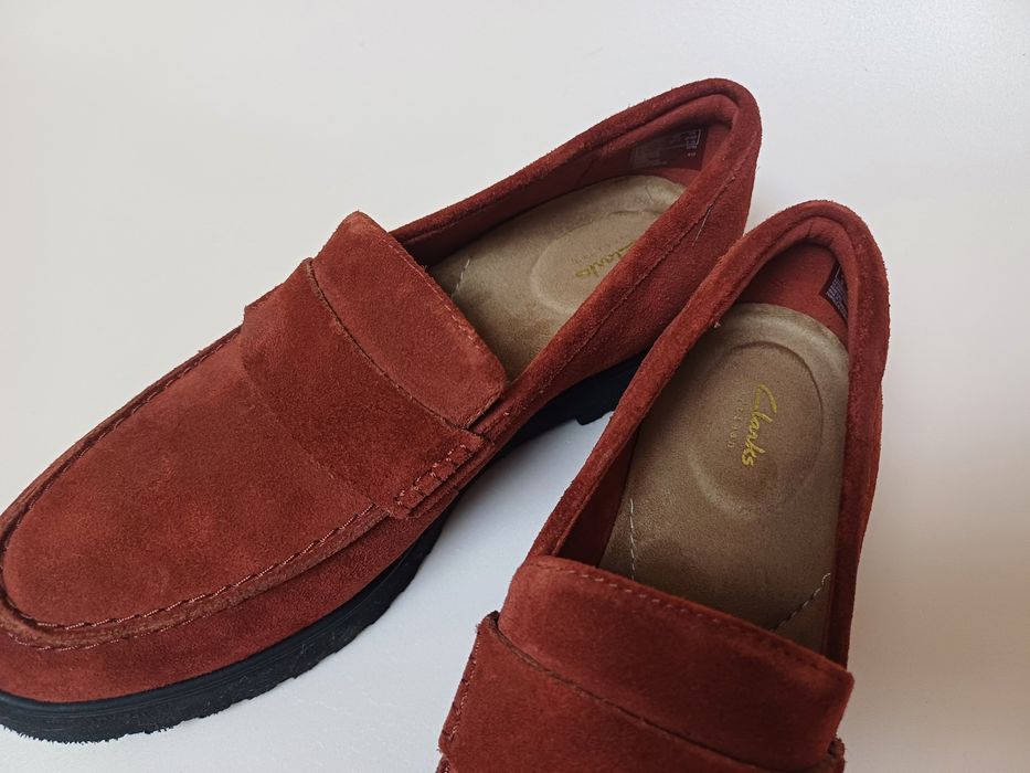 Замшеві лофери Clarks