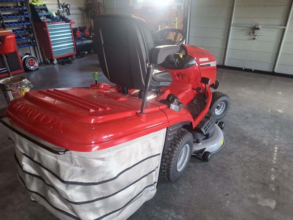 Kosiarka traktorek honda 2625 Demo