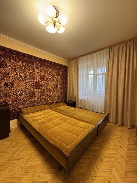 Віддаю безкоштовно меблі у м. Львів Франківський район