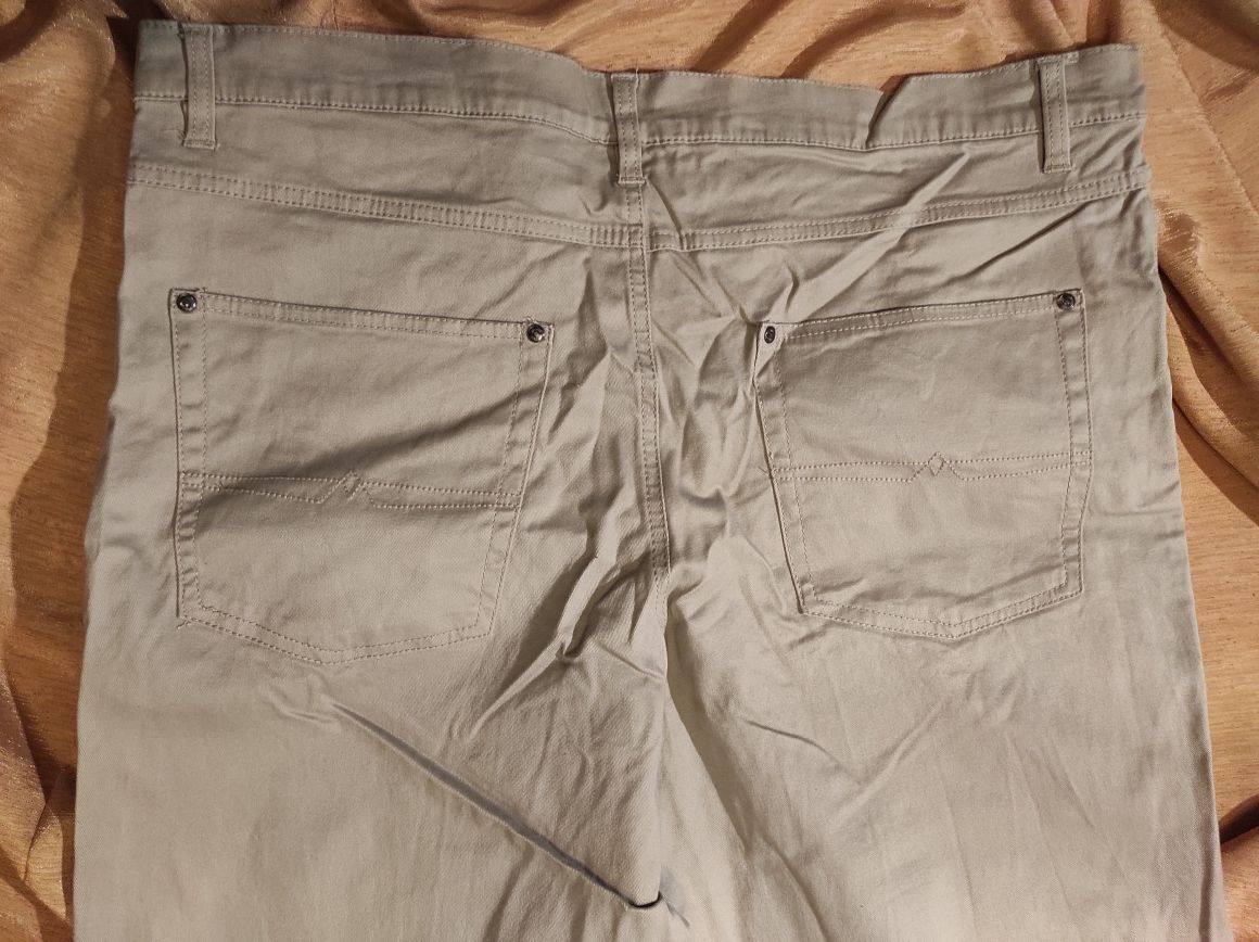 Fajne spodnie Ala jeansy Watson's W40L33 pas 104cm