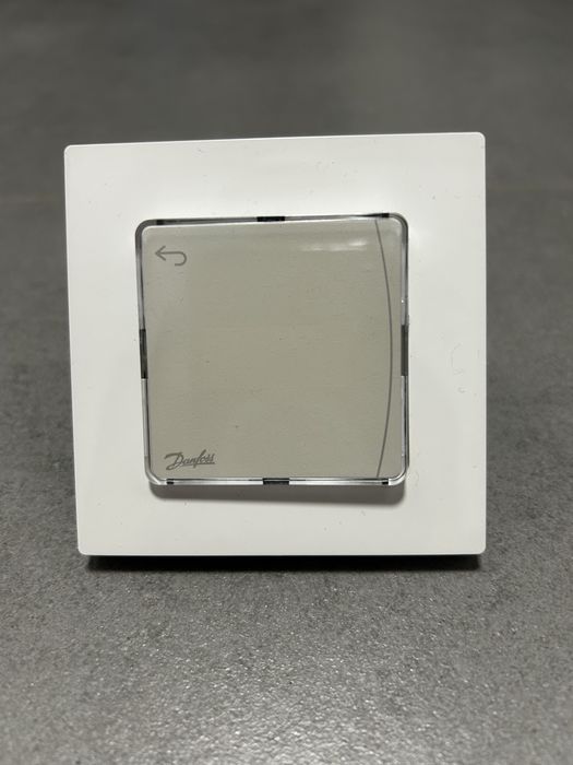 Терморегулятори для теплої підлоги