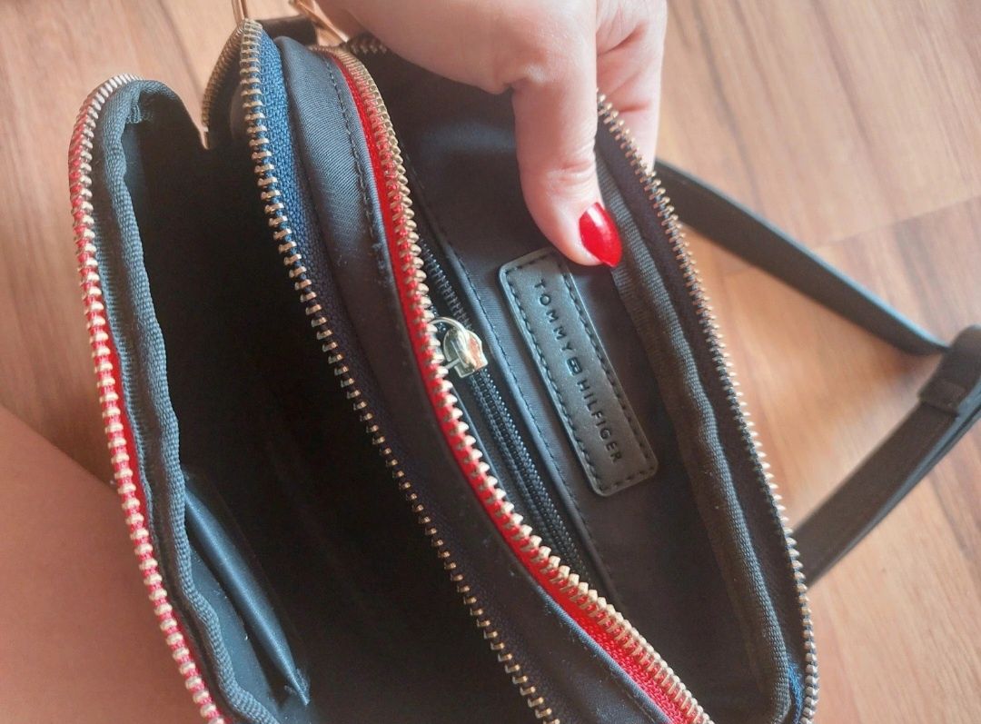Torebka listonoszka Tommy Hilfiger