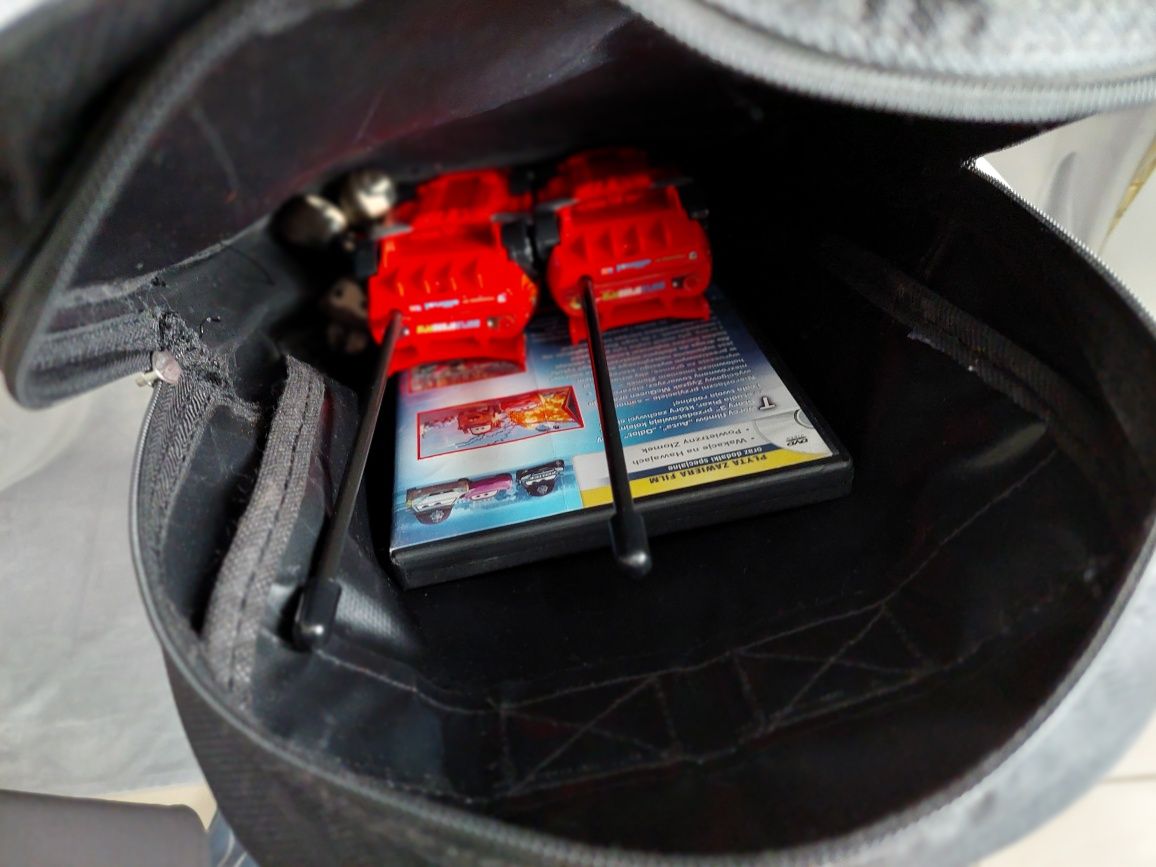 Plecak 3D odblaskowy Zygzak McQueen Film CD 2 auta krótkofalówki inne