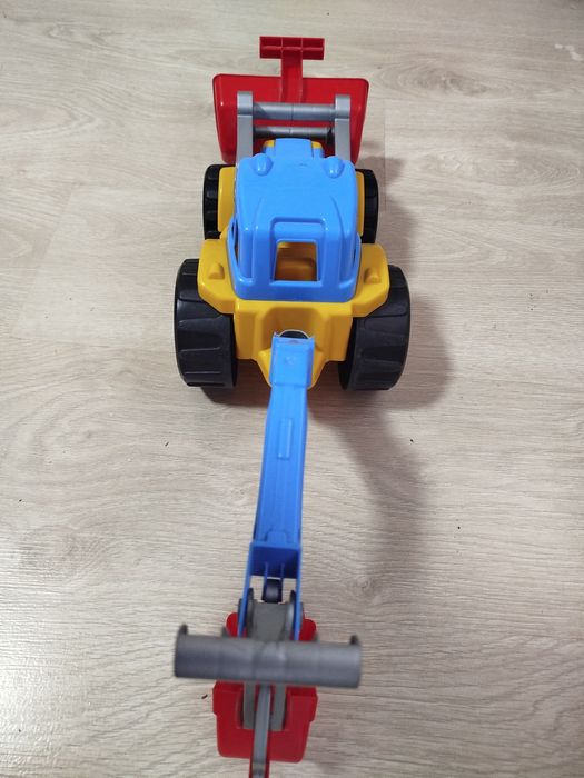 Продам машини іграшкові дитячі