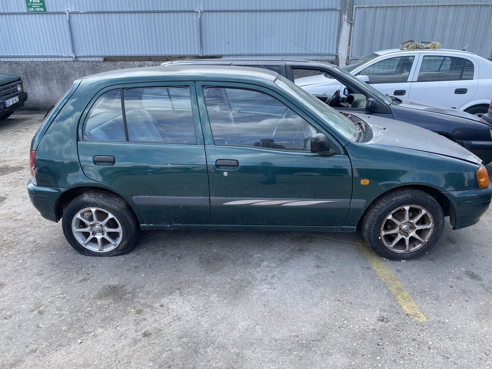 Toyota Starlet P10 (peças)