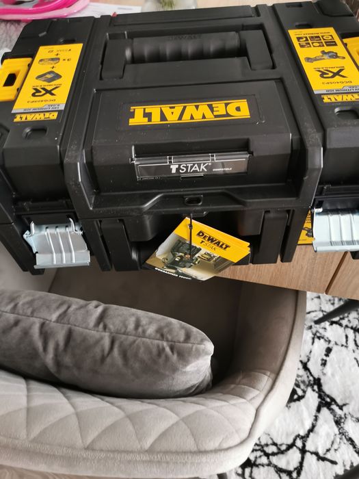 Skrzynka DeWalt flex dcg405 nowa