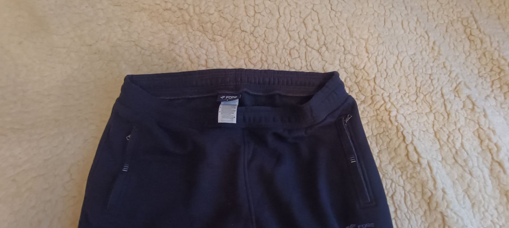 Продам зимние мужские спортивные штаны