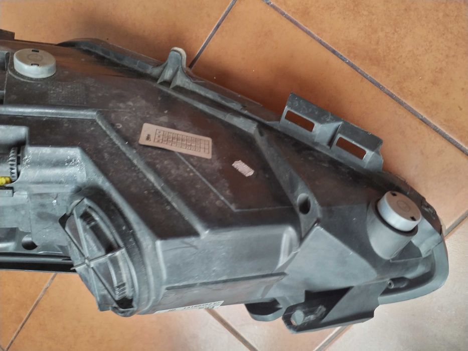 Optica direita / Opel Corsa D