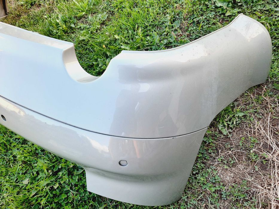 LY1X Audi A4 B6 sedan zderzak tył na 2 rury wydechowe V6 PDC