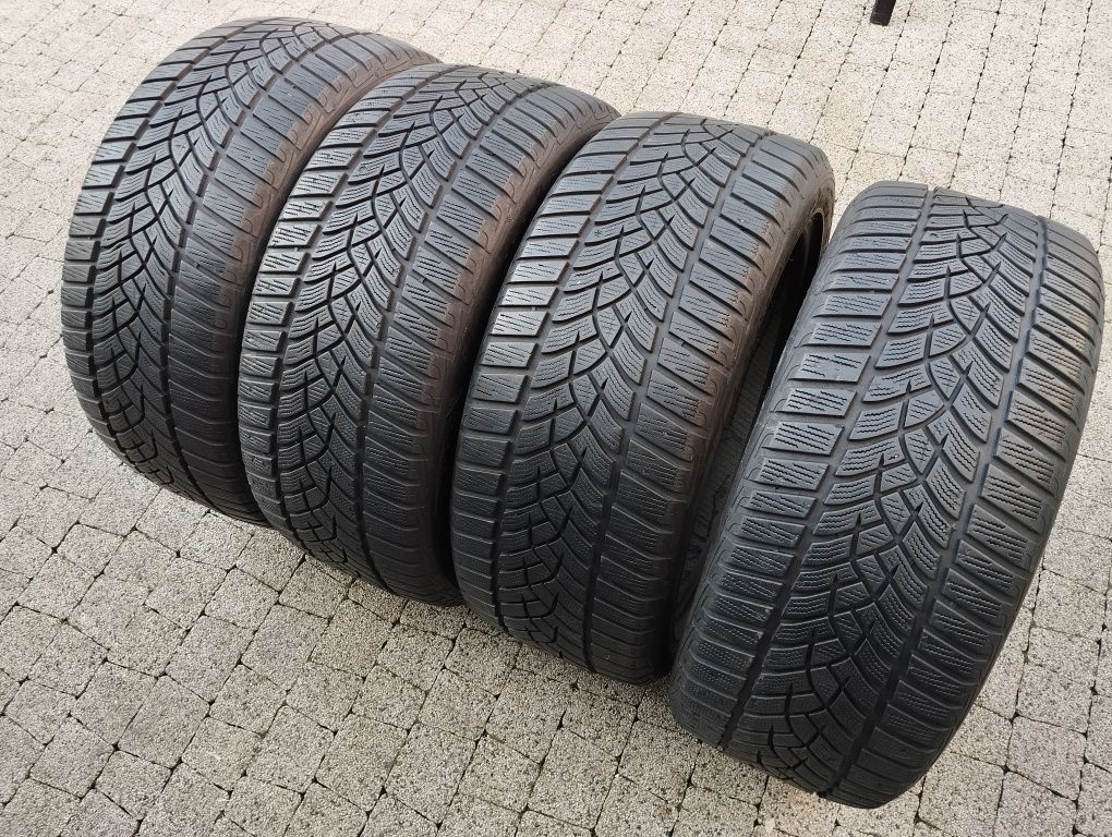 Opony Goodyear Ultra grip 235/45R18 98V zima kpl