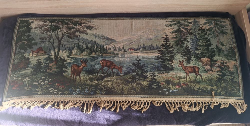 Колекція настінних ковриків - гобеленів "Олені"