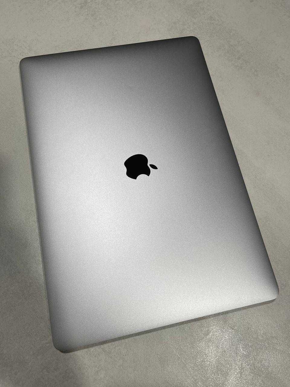 Apple MacBook Pro 16'(intelCore i9 2.3GHz,1TB SSD)