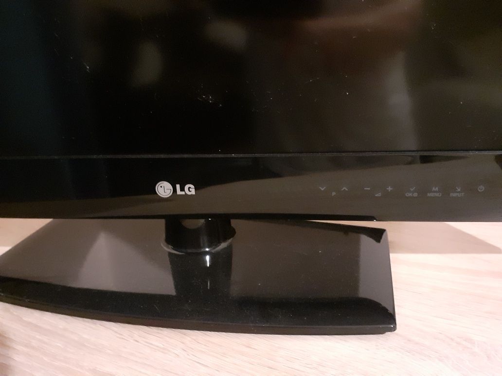 LED/LCD LG  - como novo