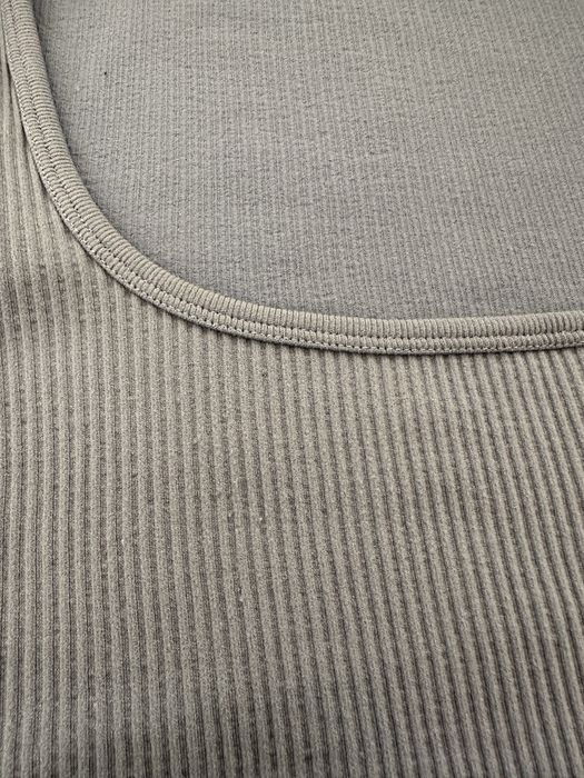 Niebieski damski crop top krótka bluzka prążki lato XS 34 Stradivarius