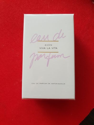 AVON - woda perfumowana Viva la Vita 50 ml