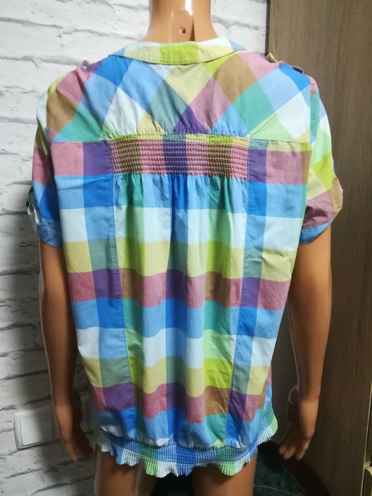 Блузки, рубашка женские, разные.