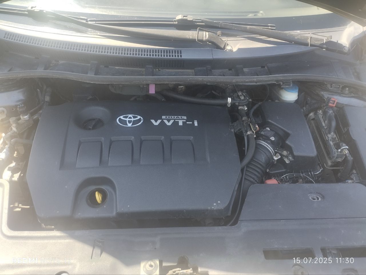 Toyota Corolla E150 1.6 / Газ-Бензин / Робот