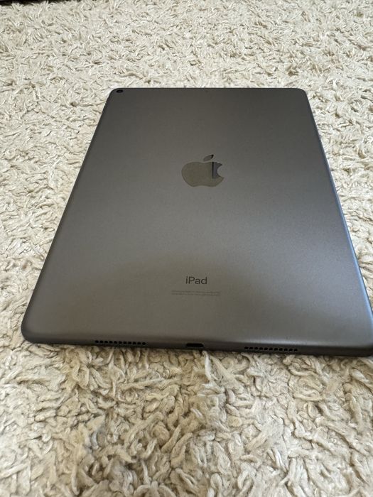 Продам iPad Air 3 64gb