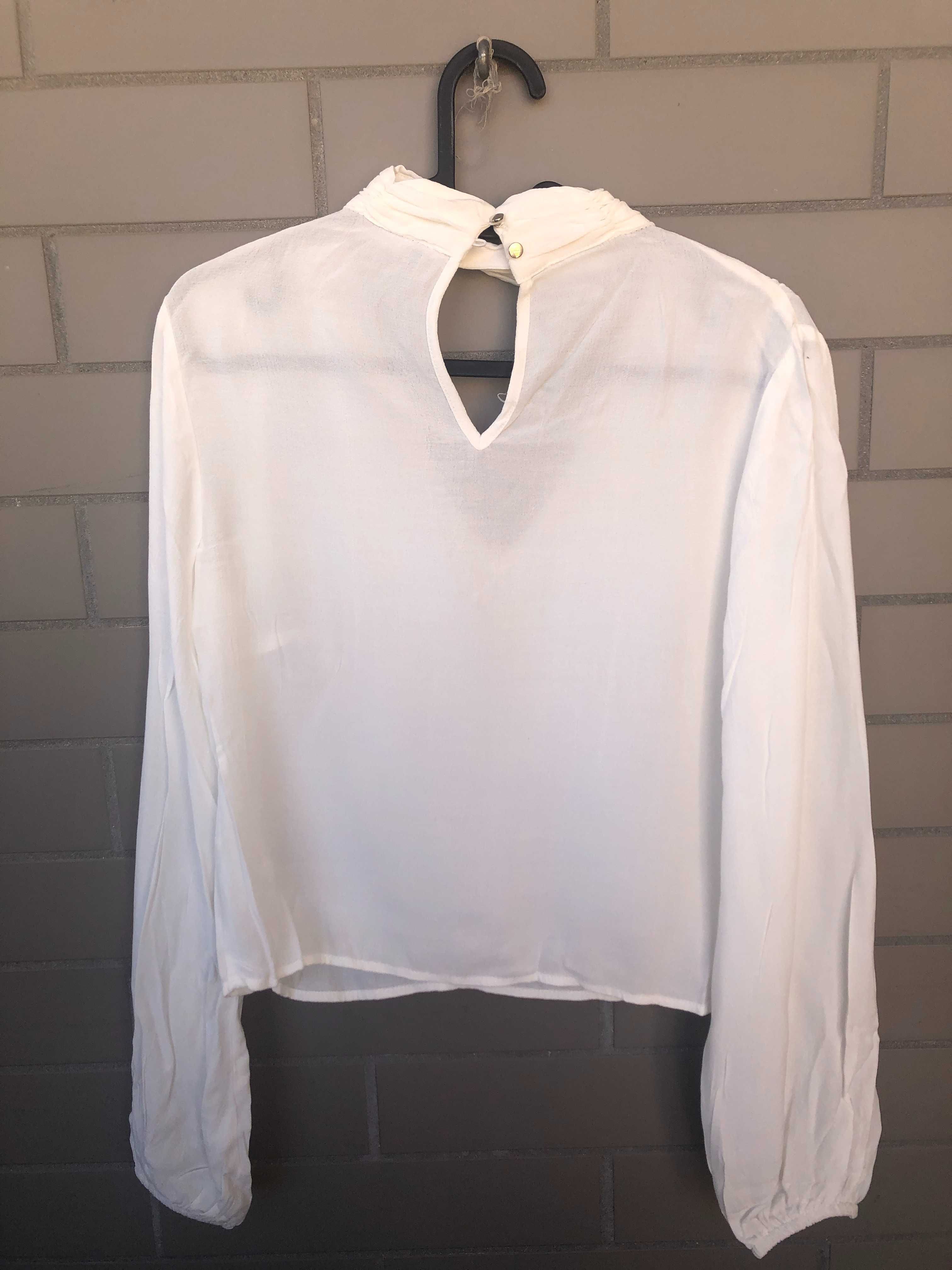 Blusa Bershka XS