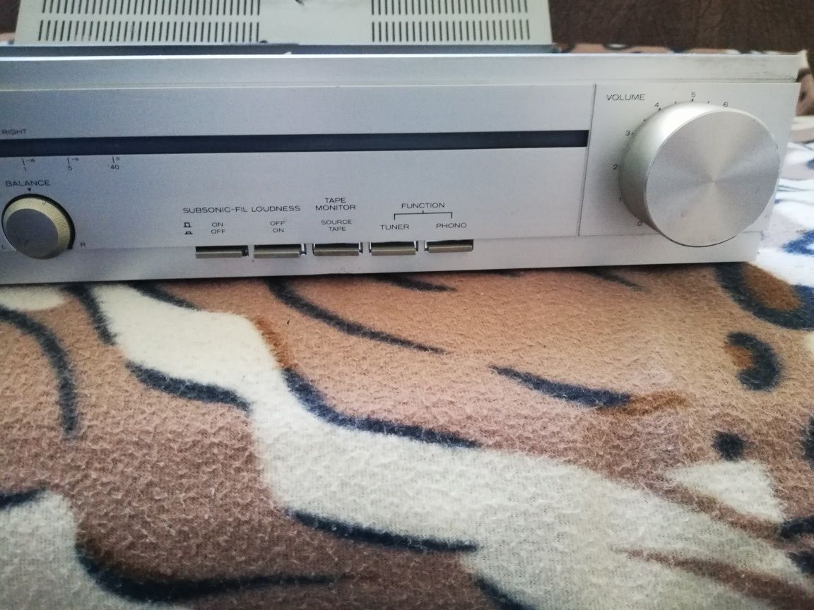 Wzmacniacz Hitachi HA-2700