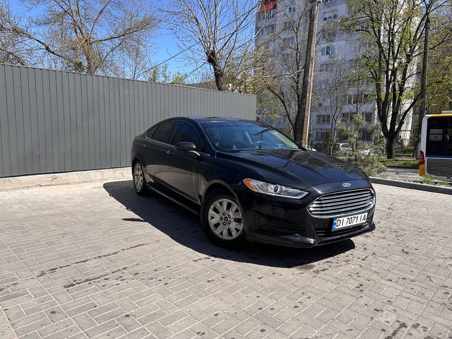 Ford fusion 2014 рік (газ/бензин)