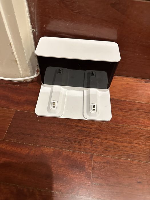 Roomba Combo Essential - lava e aspira