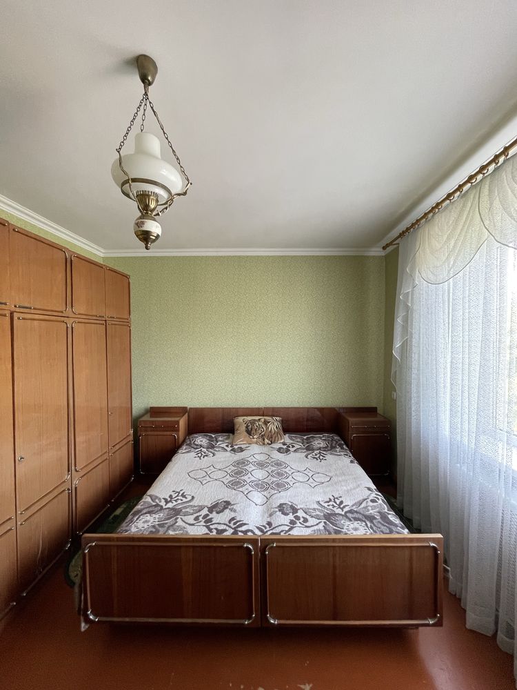 Продається гарний будинок смт.Глибока