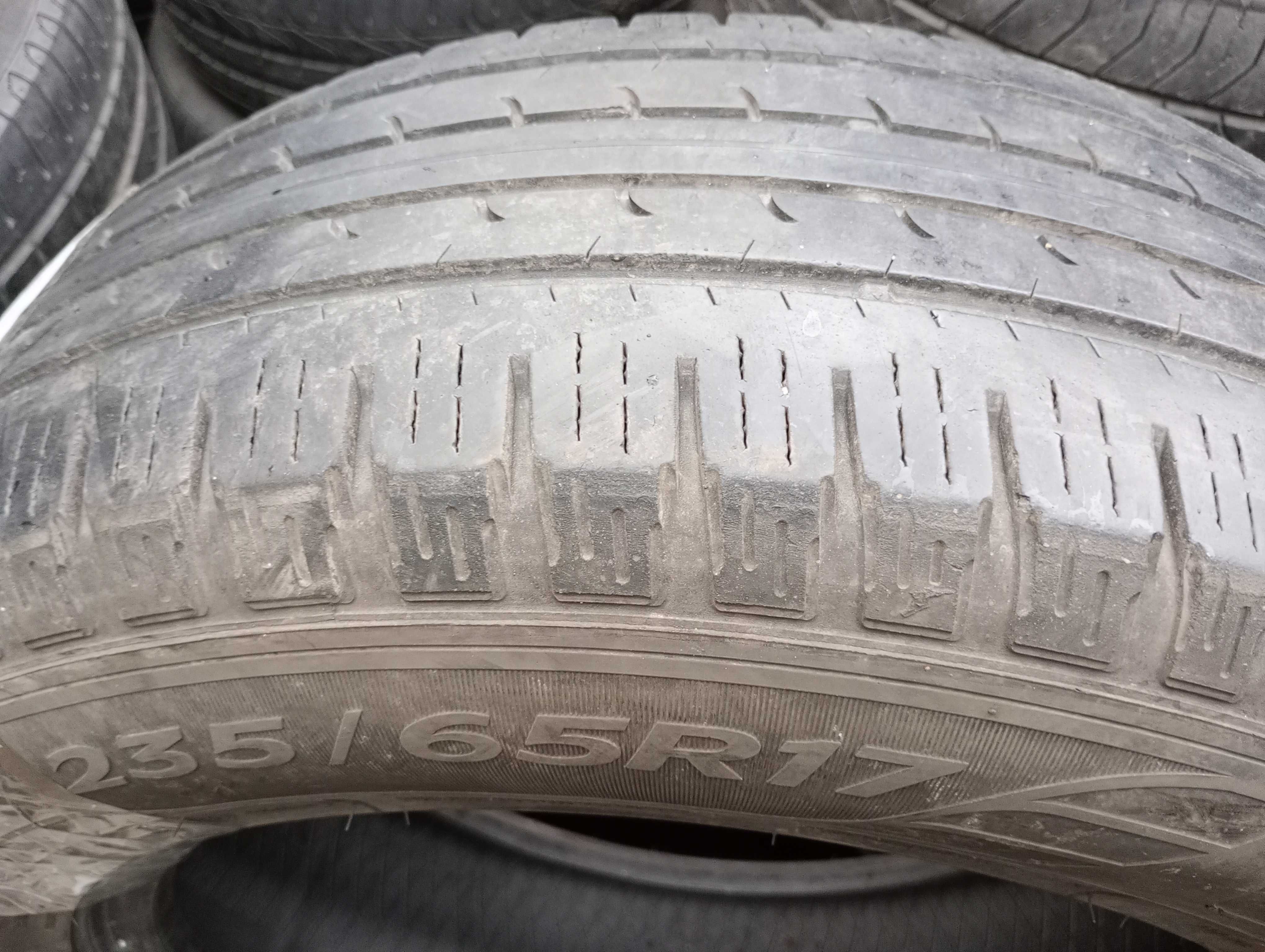 Резина GoodYear EfficentGrip 235/65/R17 Лето Комплект