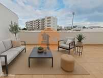 Apartamento T3 com 122,37m² no Centro de Olhão - Oportunidade Imper...