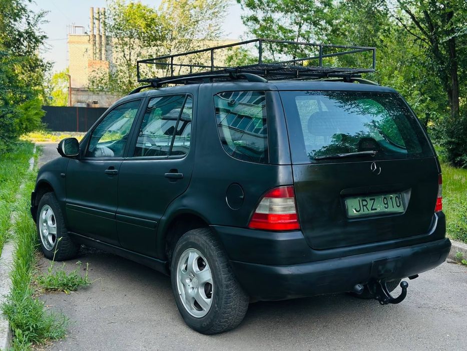 Продам Mercedes Benz ML 2.7 TDI сел поехал