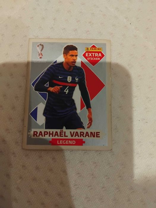 Raphaël Varane – Figurinha Legend Prata – Copa do Mundo 2022