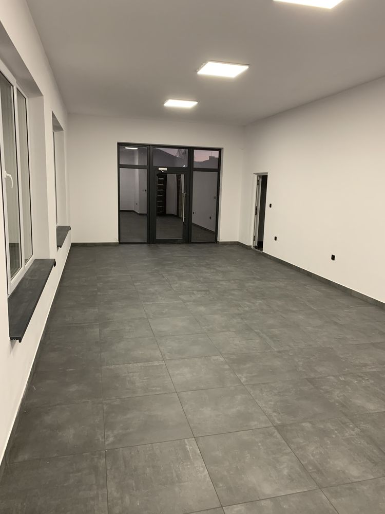 Wynajme lokal 2x120m2 i 2x70m2