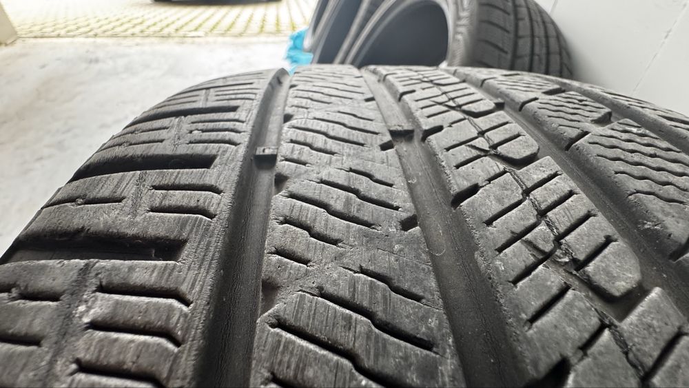 Opony wielosezonowe Vredestein Quatrac Pro 235/40 R19