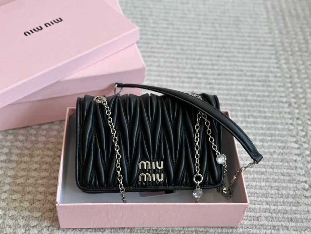 Torebka Miu Miu damska torba 185