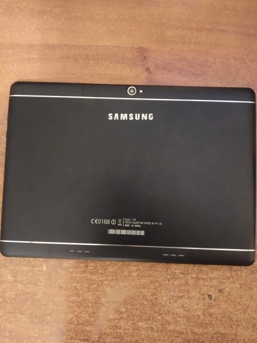 Продам планшет Samsung Galaxy 10.1 В хорошем состоянии
