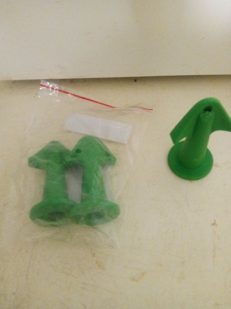 Peças por 5€ para fazer juntas em silicone ou outros materiais