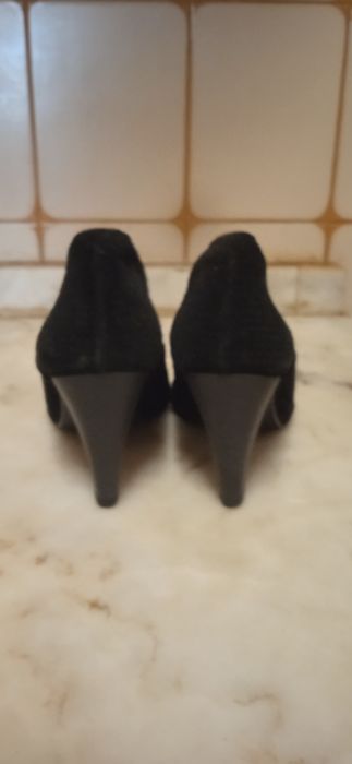 Botim senhora preto camurça