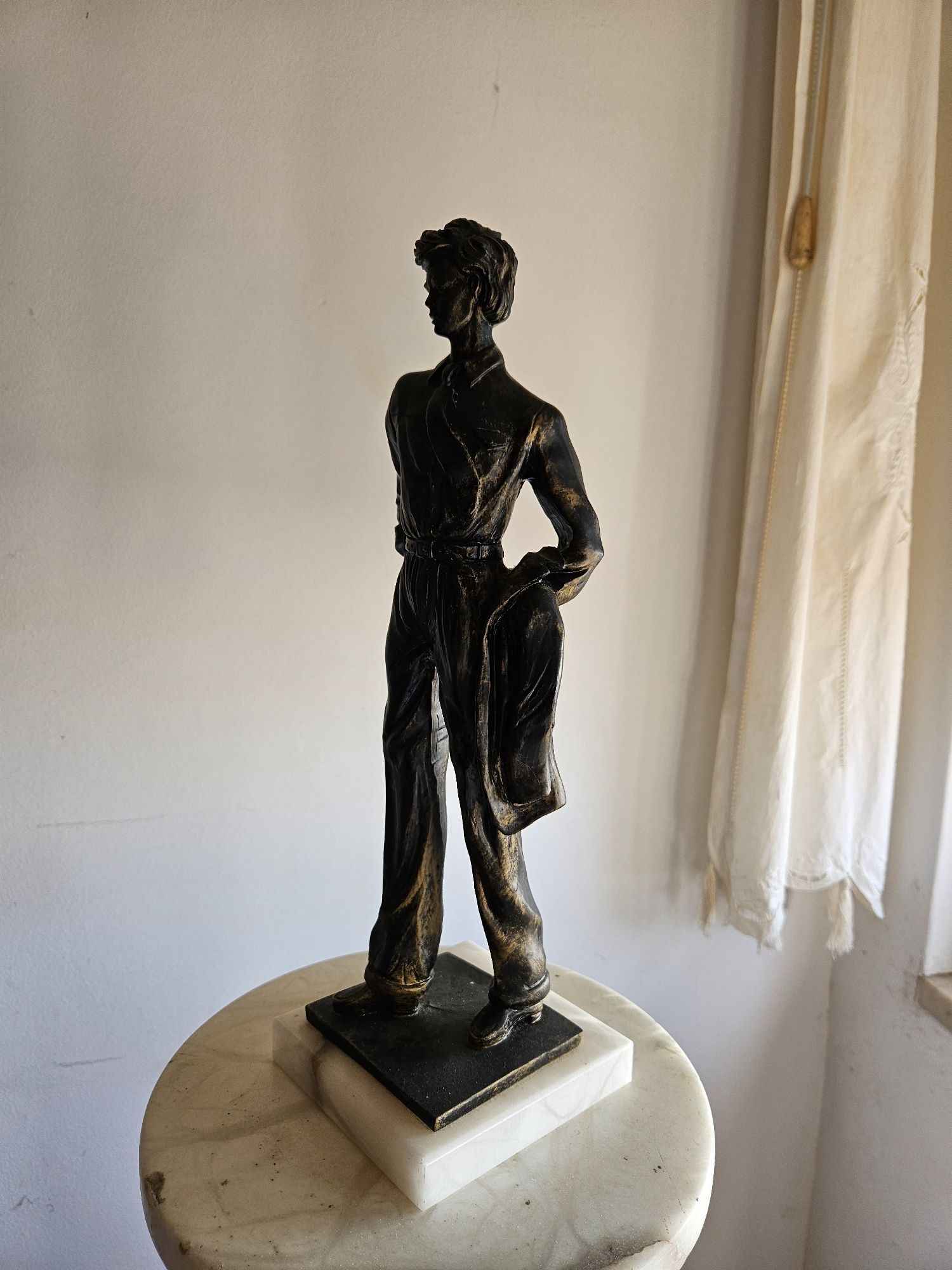Estátua em Pedra Mármore