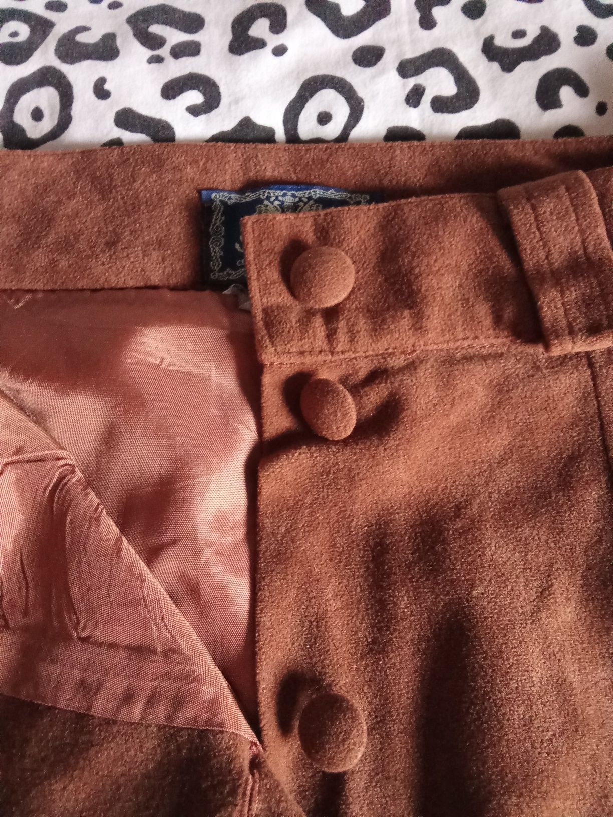 Vendo saia maxi de camurça castanho veludo vintage em bom estado