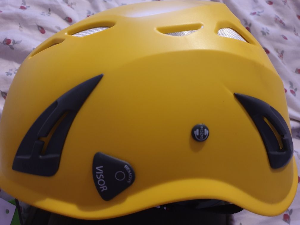 Kask budowlany NOWY
