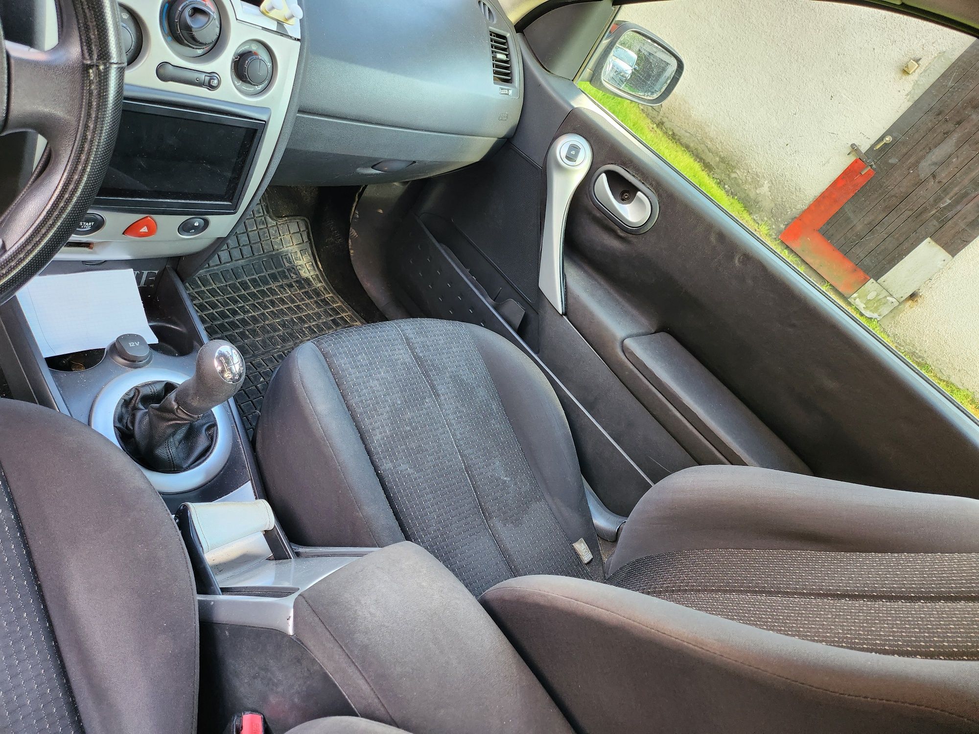 Renault Megane 2 1,4 benzyna